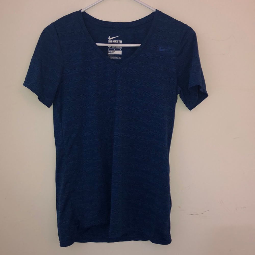 Blue nike top